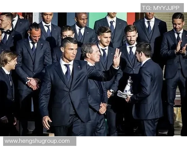 全球收入最高的足球明星揭秘及其背后的商业帝国 全球收入最高的足球明星揭秘及其背后的商业帝国