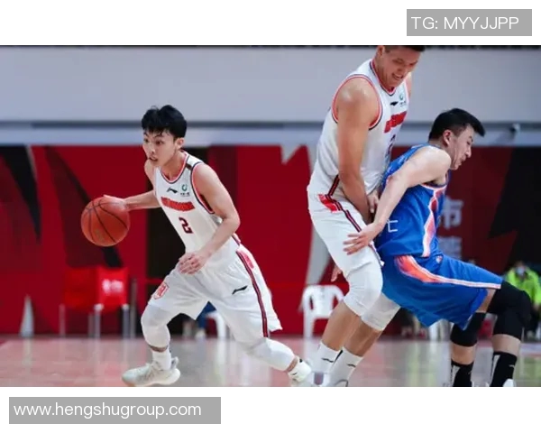 武汉篮球队荣登篮球战术排行榜第八名展现出色团队实力与战术智慧