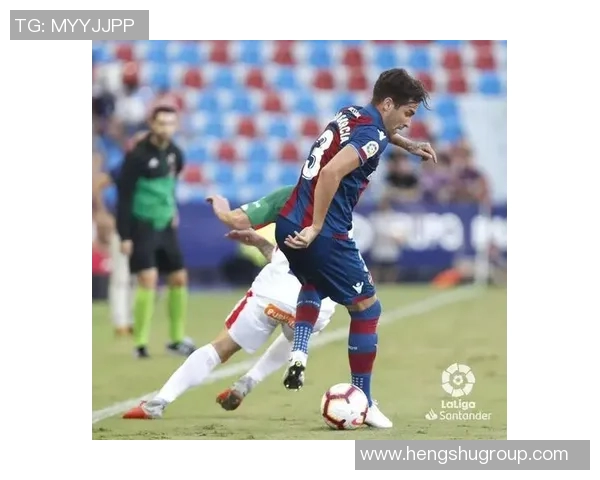 深圳足球队以66分领跑城市联赛积分榜展现强劲实力 深圳足球队以66分领跑城市联赛积分榜展现强劲实力